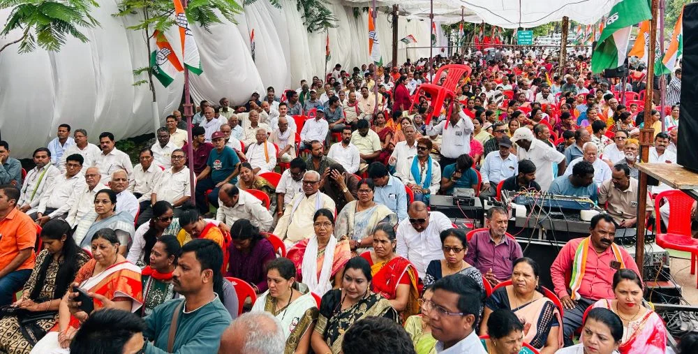 Congress angry over the arrest of MLA Devendra Yadav, protest in Durg