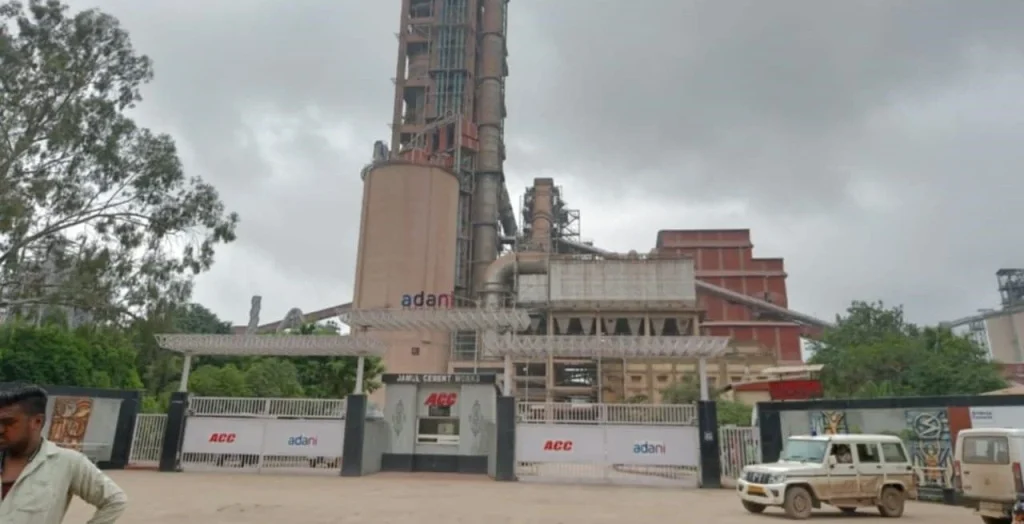 Worker dies in Adani's ACC cement plant, creates chaos