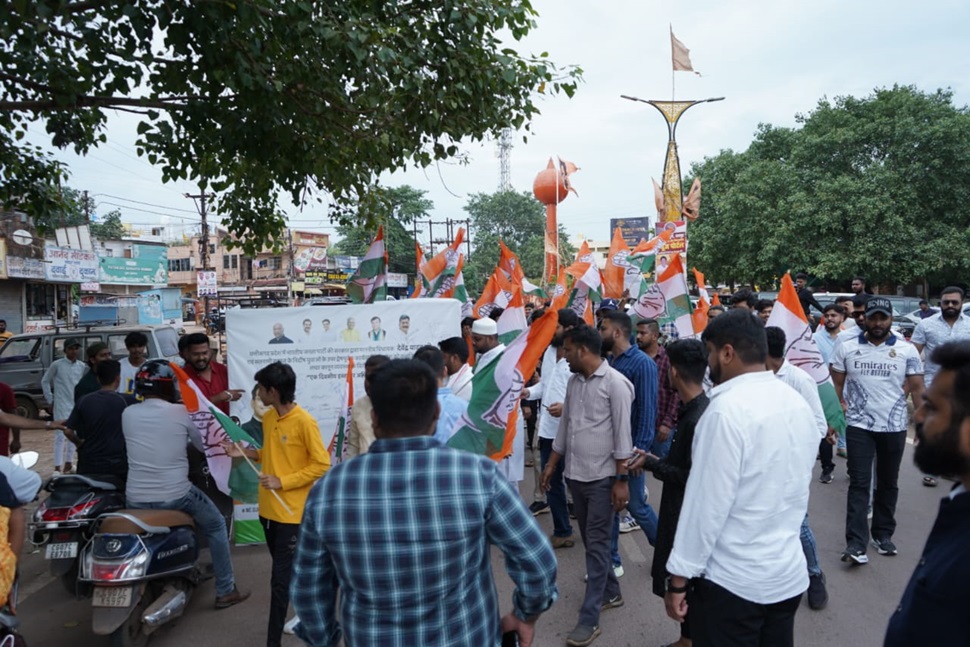 Signature campaign launched against arrest of MLA Devendra Yadav and others