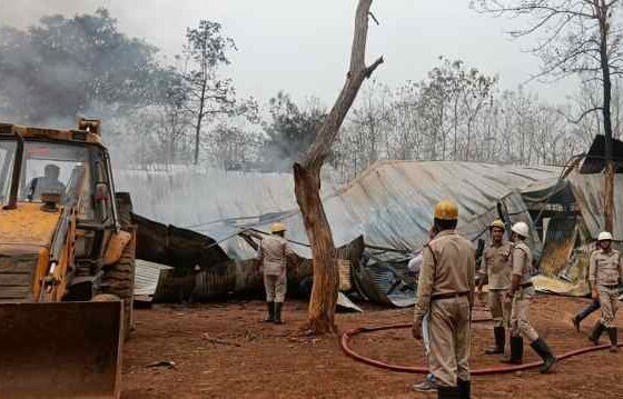 Fierce fire in SLRM center of Bhilai Steel Plant, all destroyed
