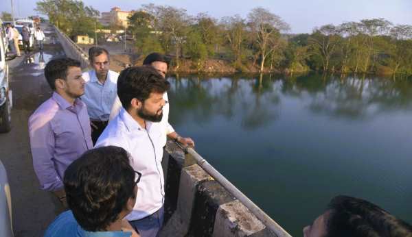 The process of making Durg Shivnath river front started, Collector Pushpendra Kumar Meena arrived to mark the place