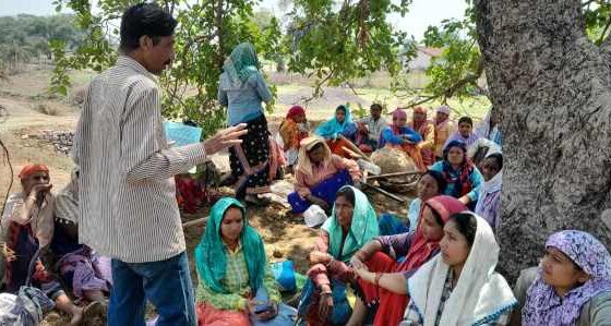 Wages in MNREGA will not be available for more than 25 days in a year, workers are not being registered