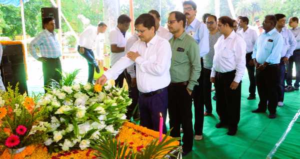 Durgapur Steel Plant Day 2023 DSP officers and employees gathered at Workers Memorial, paid tribute, this is history