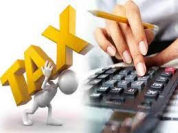 Income tax exemption on encashment of leave at the time of retirement increased from Rs 3 lakh to Rs 25 lakh