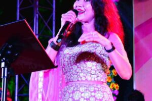 Rourkela Steel Plant officers wife stepped into Ollywood, the magic of playback singing