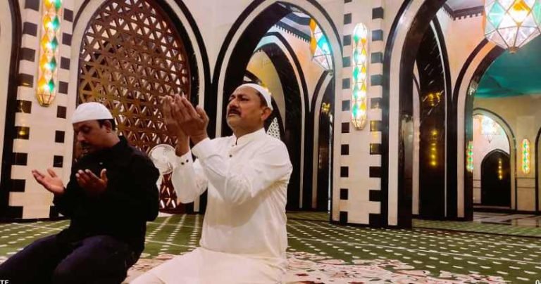 Bakrid-2023-Know-where-and-what-time-to-offer-Namaz-on-Eid-ul-Azha-what-arrangements-will-be-made-if-it-rains