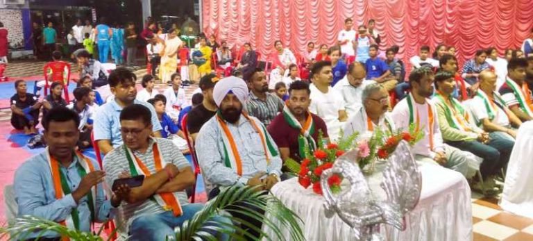 Karate-and-kick-boxing-at-Burnpur-Midtown-Club-100-participants-from-most-districts-of-West-Bengal1