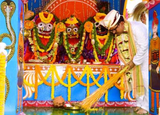 Rath Yatra of Lord Jagannath in steel city Bokaro, ED Works sweeps, employees keep pulling the chariot