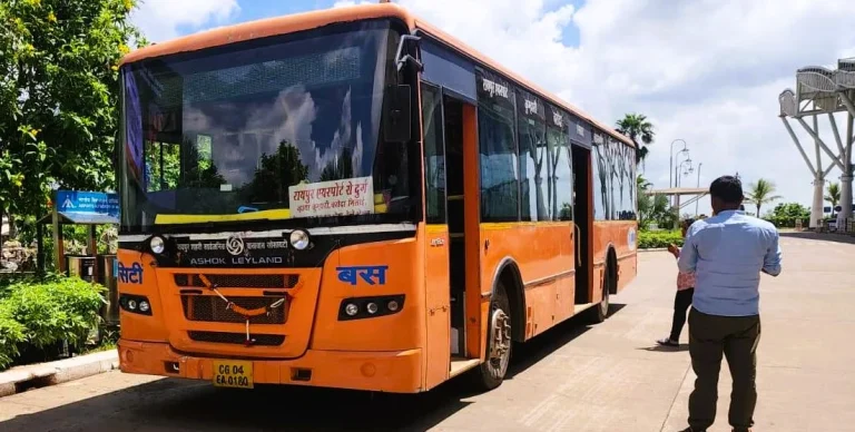 AC-BUS-Reach-airport-from-Durg-in-Rs-100_-from-Raipur-city-in-Rs-40_-know-bus-timings