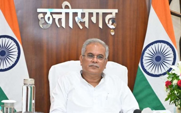 Big-Breaking-CM-Bhupesh-Baghel-big-announcements-4-additional-DA-to-5-lakh-workers-salary-of-contract-workers-increased-by-27