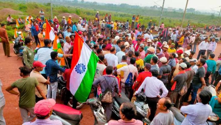 By-stopping-production-for-5-hours-in-BSP-Dalli-Iron-Ore-Mines-the-workers-bowed-down-to-the-management-demands-were-accepted-immediately