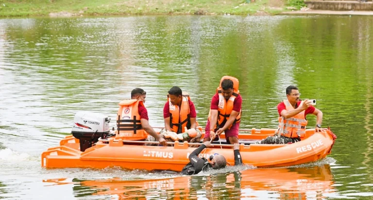 Flood-The-danger-can-deepen-due-to-rising-water_-that_s-why-