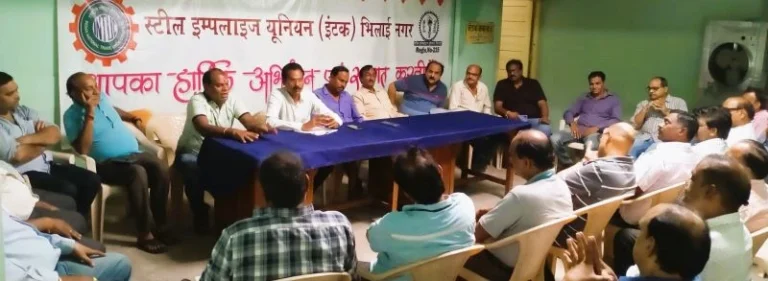 Plot-the-vacant-land-of-Bhilai-Steel-Plant-and-give-it-to-the-employees-otherwise-encroachers-other-agencies-will-take-possession