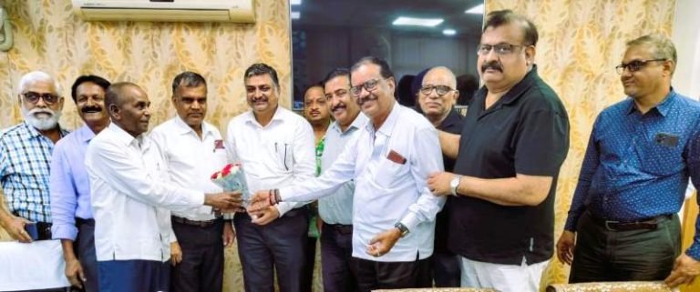 Traders-of-Bhilai-Township-reached-CGM-copy-of-lease-deed-was-not-received-even-after-paying-money-read-what-happened…