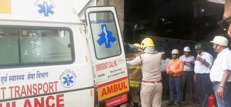 Accident-in-Bhilai-Steel-Plant-employee-electrocuted-officer-said-thank-you