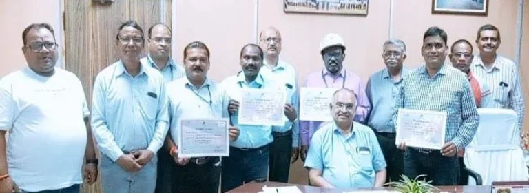 Employees-of-Steel-Melting-Shop-of-Bhilai-Steel-Plant-got-Shiromani-Award