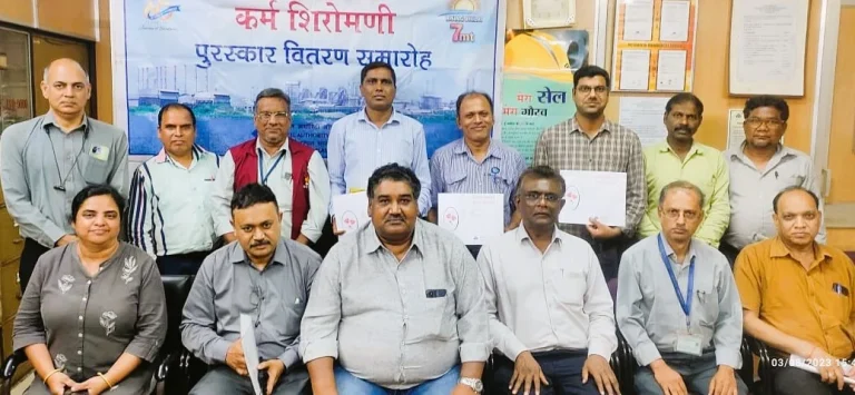 Officer-and-employee-of-Bhilai-Steel-Plant-received-Shiromani-Award