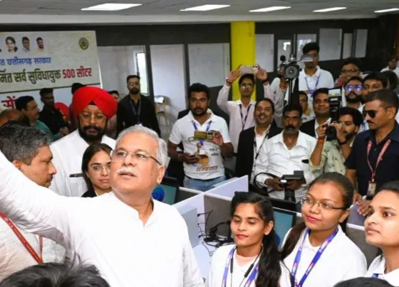 Chief Minister Bhupesh Baghel Birthday: BPO gift to youth, 500 will get employment, 100 handed over job letter