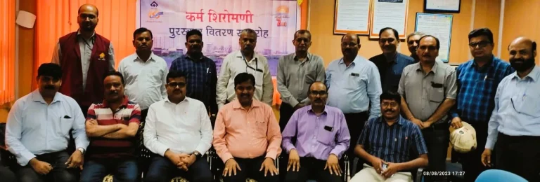 These-promising-employees-of-BSP-Power-Zone-were-honored-with-the-Shiromani-Award