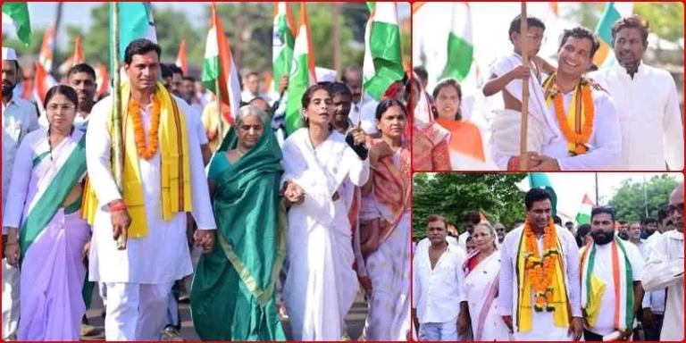 Tiranga-Yatra-Martyr-Chumman-Yadavs-mother-mixed-her-step-here-is-special-held-hands-with-Congressmen