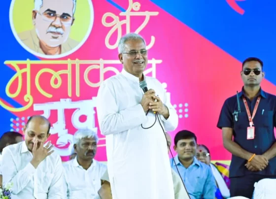 bhent-mulakat: Announcement of CM Bhupesh Baghel-CSVTU will become Center of Excellence with 15 crores, promotion of startup units will be facilitated