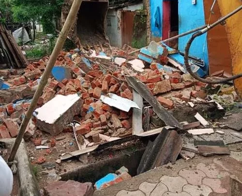 Action again on encroachment in Bhilai, illegal room built on back line demolished