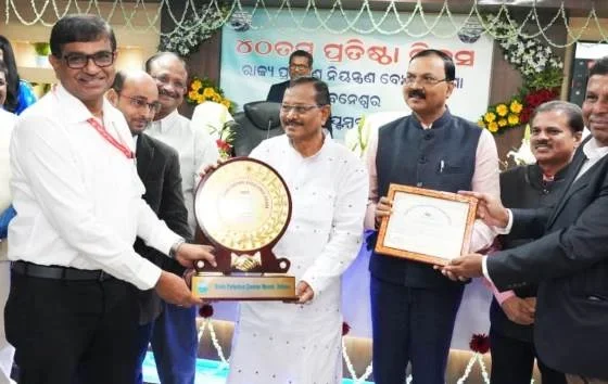 Odisha Government gives Pollution Control Excellence Award to SAIL RSP