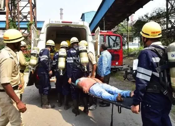 Mock Drill Scary picture coming from Rourkela Steel Plant, workers taken on stretchers