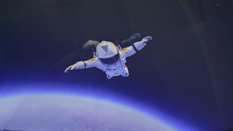 Nehru-Nagar-Planetarium-opens-its-doors-watch-astronomical-events-25-minute-show-from-5-to-7-pm