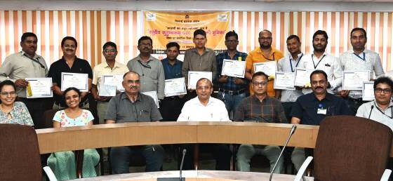 These officers and employees got awards in the competition of Bhilai Steel Plant