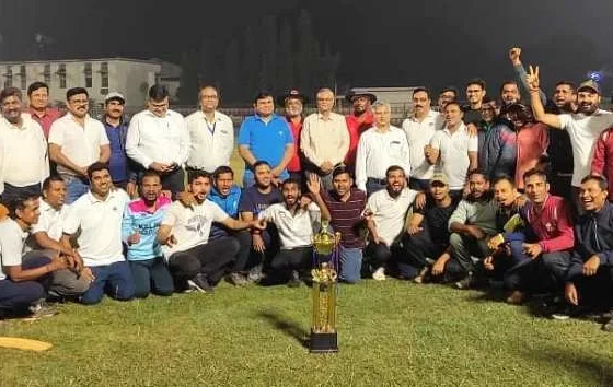 Bhilai Steel Plant: Sinter Plant workers hit fours and sixes, SP-3 Exhauster Ki Shan became champion