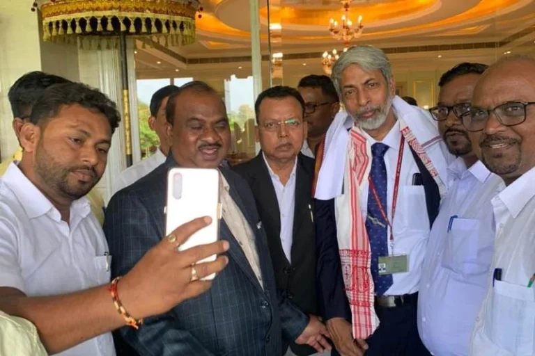 Big-work-done-in-SC-ST-Parliamentary-Committee-meeting-Bhilai-was-also-represented