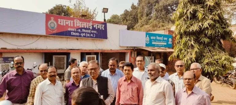 Talpuri-International-Colony-issue-heated-up-again-some-residents-reached-police-station