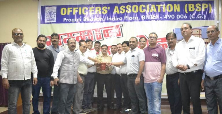 BSP-OA-bid-farewell-to-retired-officers-from-Bhilai-Steel-Plant-3