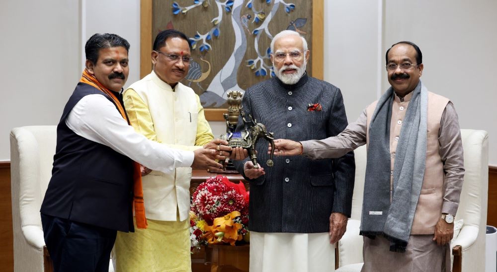 PM मोदी से मिले CM विष्णु देव साय और डिप्टी सीएम, हुई ये बात