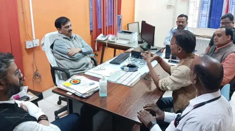 Politics-heated-up-on-SAIL-RFID-and-biometrics_-voice-raised-even-to-SAIL-Chairman