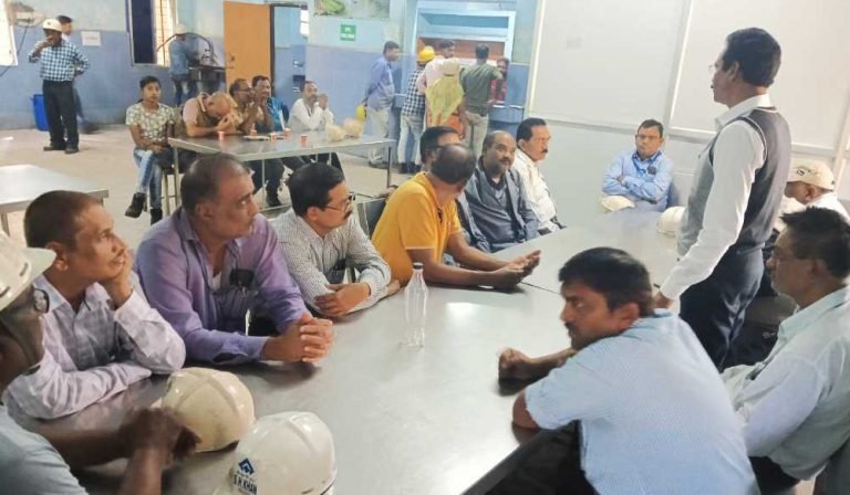 SAIL-Drishtipath-survey-Threat-to-employees-if-form-is-not-filled-e-sahayog-will-be-closed-and-leave-will-not-be-given-joint-union-of-BSP-angry