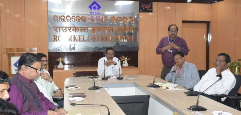 SAIL-Rourkela-Steel-Plant-Install-Karmi-Mitra-App-soon-town-complaint-system-started