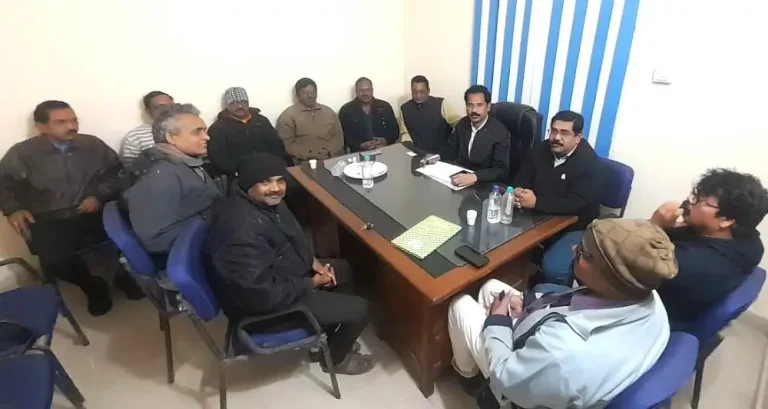 SAIL-Strike-Joint-Union-will-create-ruckus-at-Boria-Gate-on-19th-will-also-knock-on-the-door-of-MP-Vijay-Baghel-1