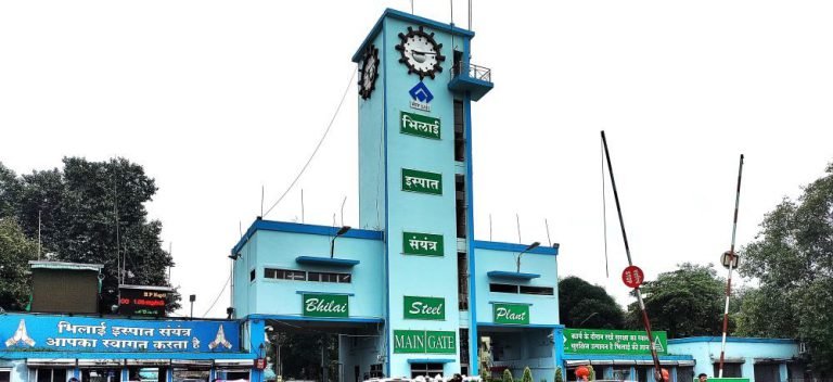 Accident-in-Bhilai-Steel-Plant-workers-bone-broken