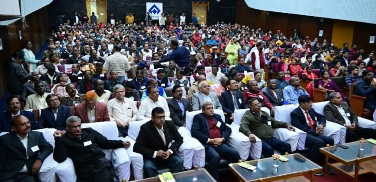 Bokaro-Steel-Plant-19-officers-and-105-employees-of-BSL-retired-work-pressure-increased