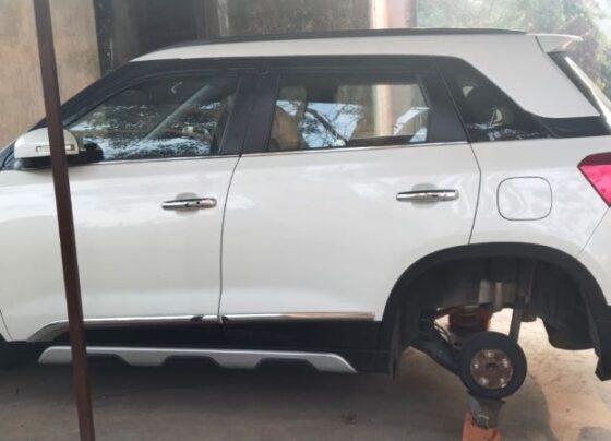 Bokaro Steel Plant: Thieves took away all four wheels of employee's car