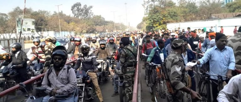 Dispute-in-personnel-CISF-on-the-subject-of-Bhilai-Steel-Plant-gate-pass-questions-on-QR-RFID-there-will-be-ruckus