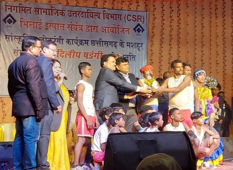 Folk-Art-Festival-at-Nandini-Lime-Stone-Mines-of-Bhilai-Steel-Plant