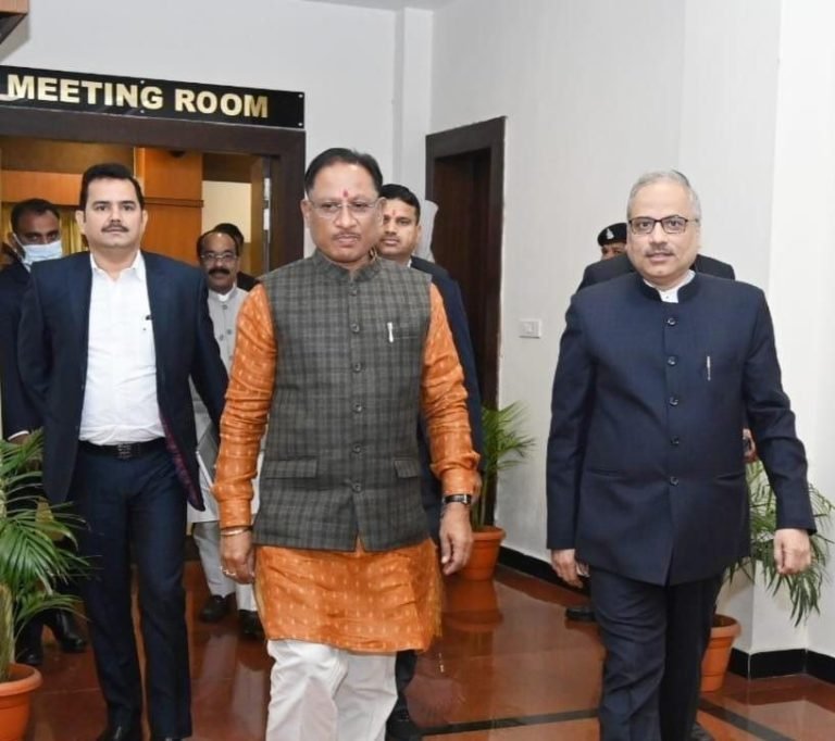 Important-meeting-between-Chief-Justice-and-CM-Vishnu-Dev-it-was-approved