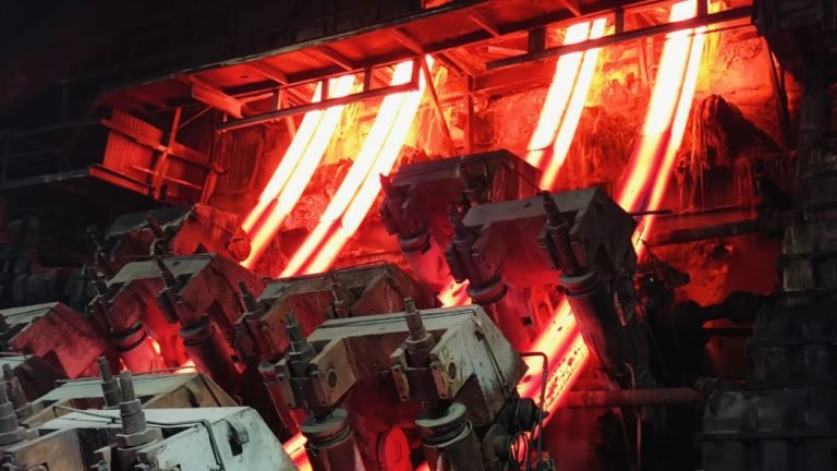 On-the-day-of-SAIL-Foundation-Day-SMS-2-of-Bhilai-Steel-Plant-created-a-new-record-overtook-Rourkela