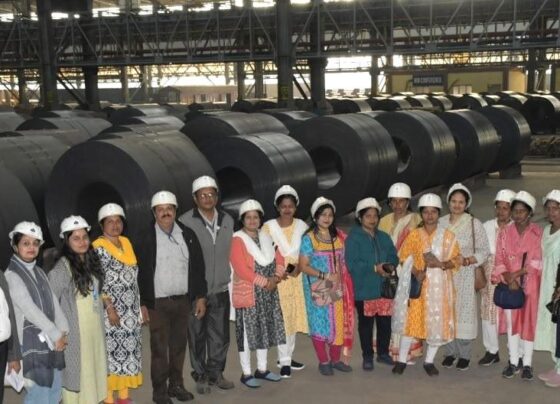 Wife of Rourkela Steel Plant employees visited the plant