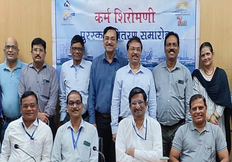 BSP-News-Electricity-Zone-personnel-honored-with-Shiromani-Award