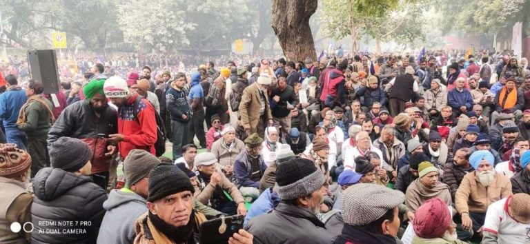 EPS-95-Pension-Disappointed-with-the-budget-pensioners-said-We-should-go-to-Ayodhya-not-Delhi