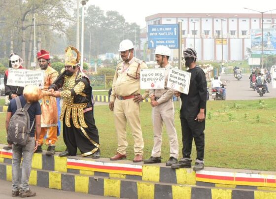 Employees and officers were going to Rourkela Steel Plant, Yamraj-vampire was standing at the gate